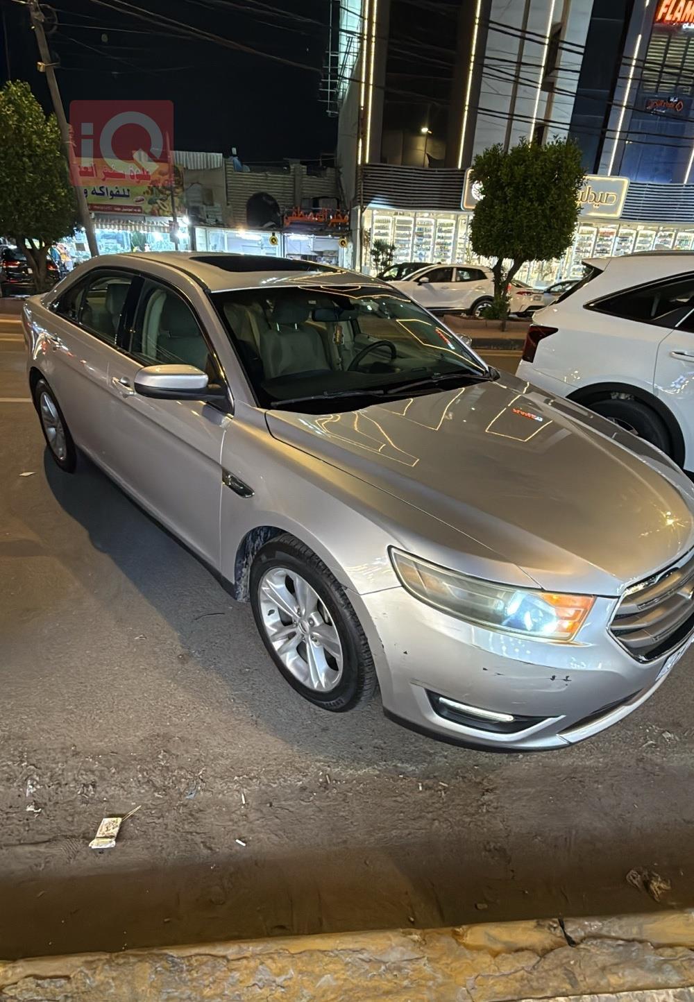 فورد تورس
